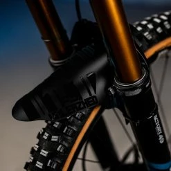 UNLEAZHED Mudguard M01 Black Gr.S -Sram Verkäufe UNLEAZHED Mudguard M01 black Gr S A3378 b 4