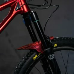 UNLEAZHED Mudguard M01 Dawai Soviet Red Gr.S -Sram Verkäufe UNLEAZHED Mudguard M01 dawai soviet red Gr S A3398 b 1