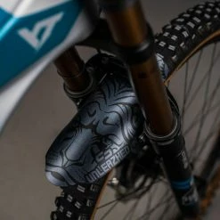 UNLEAZHED Mudguard M01 Empire Dark Gr.S -Sram Verkäufe UNLEAZHED Mudguard M01 empire dark Gr S A3401 b 1