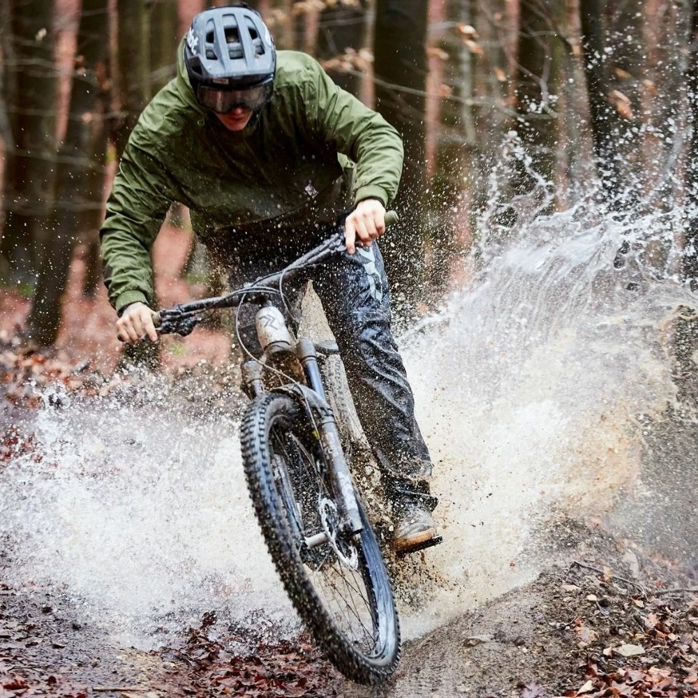 UNLEAZHED Mudguard M01 Flipflop Red-blue/violett-green Gr.S 5 UNLEAZHED Mudguard M01 Flipflop Red-blue/violett-green Gr.S – Bild 3