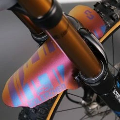 UNLEAZHED Mudguard M01 Flipflop Red/gold Gr.S -Sram Verkäufe UNLEAZHED Mudguard M01 flipflop red gold Gr S A3391 b 1