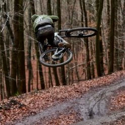 UNLEAZHED Mudguard M01 Purple Gr.S -Sram Verkäufe UNLEAZHED Mudguard M01 purple Gr S A3385 b 3